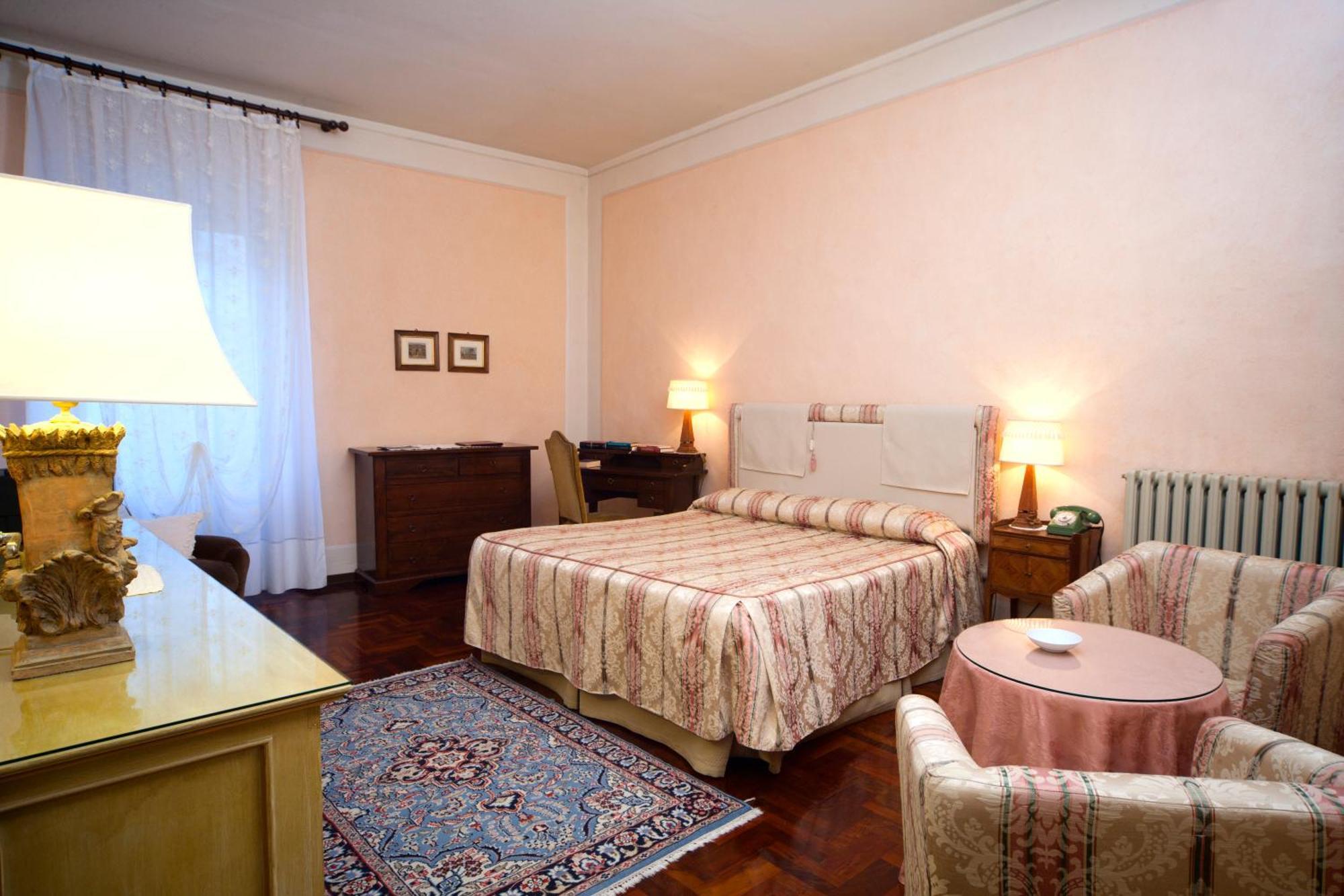 Palazzo Dragoni Hotel Spoleto Exterior foto