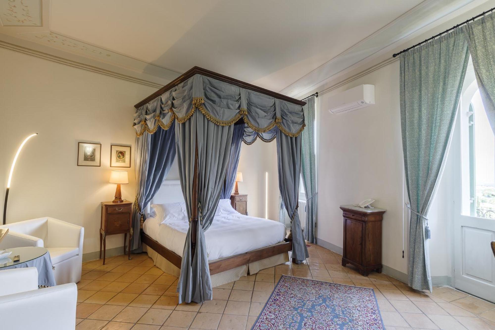 Palazzo Dragoni Hotel Spoleto Exterior foto